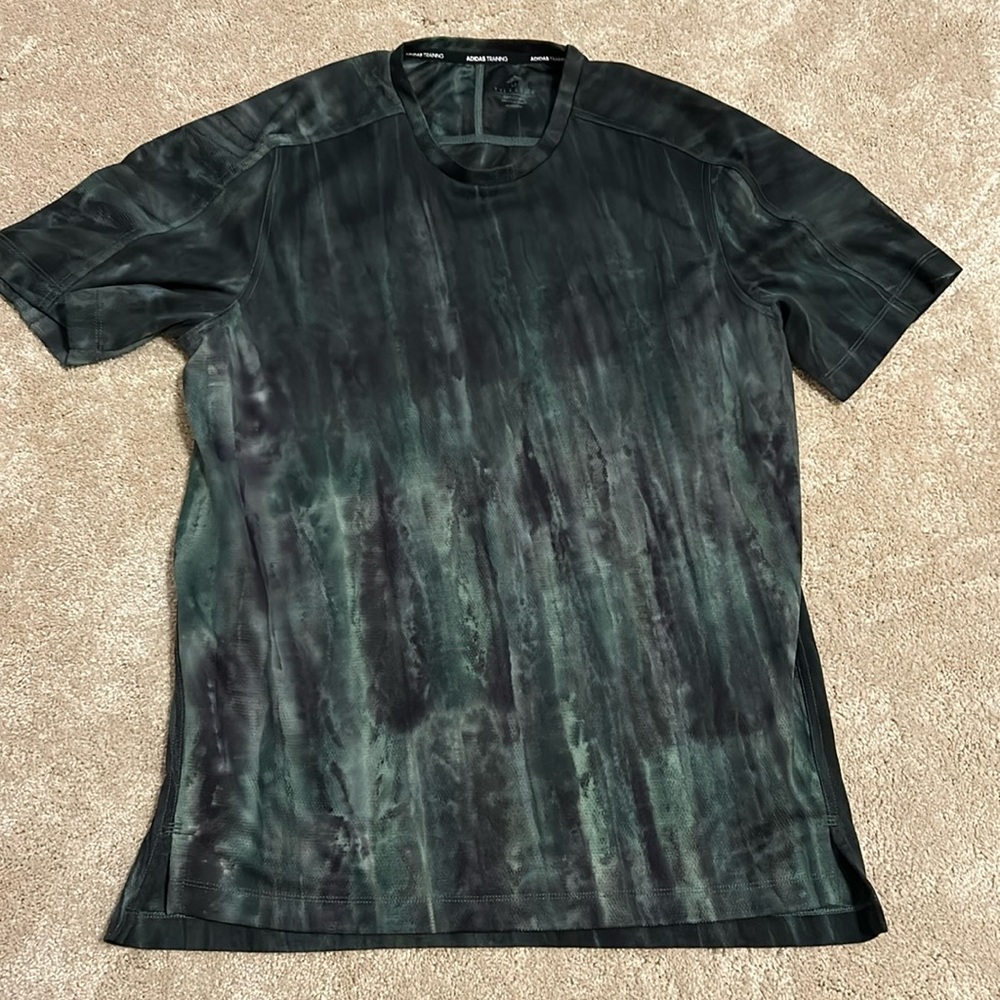 Adidas training Tee